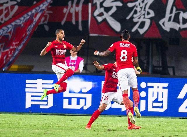 关于东亚主场战胜对手，稳固积分榜前列位置的信息