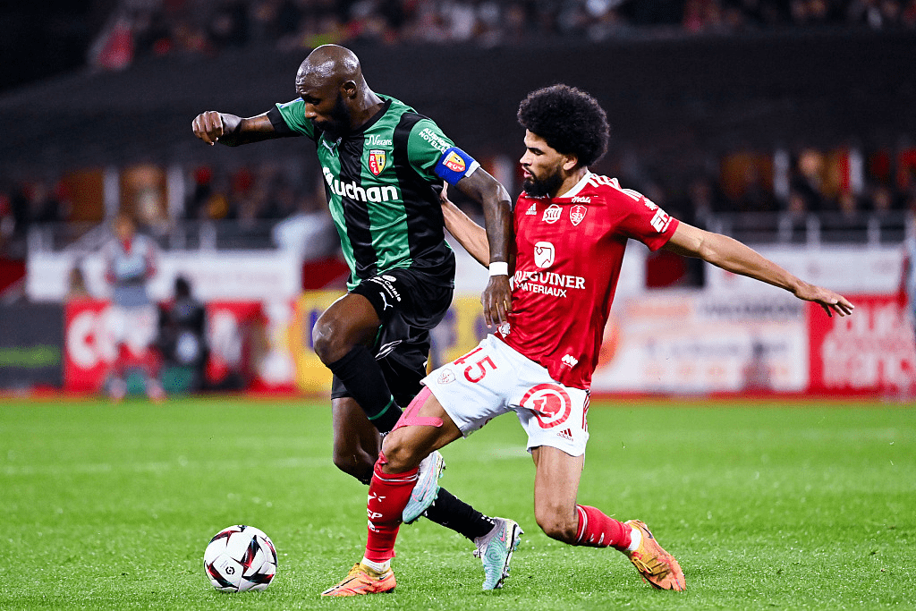 包含洛里昂客场表现惨淡,困境波动无法稳定的词条 包含洛里昂客场表现惨淡,困境波动无法稳定的词条