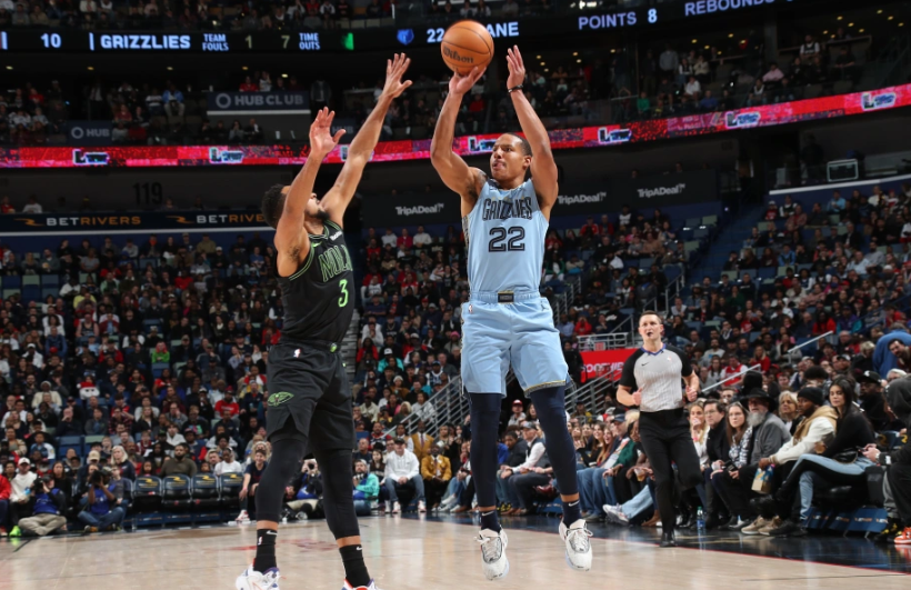 灰熊在客场爆冷击败爵士，奋力晋级的简单介绍